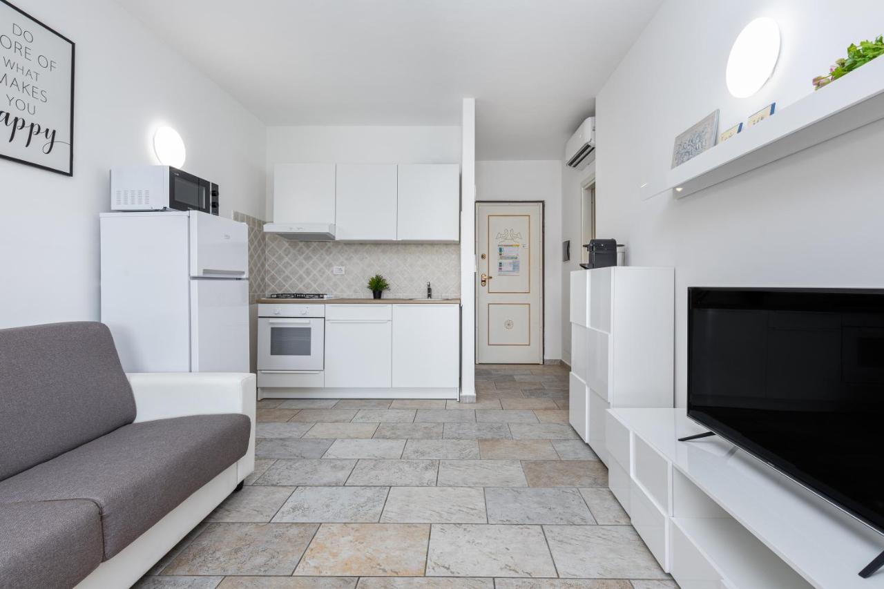 Casa Vacanze Lo Squalo Olbia Buitenkant foto